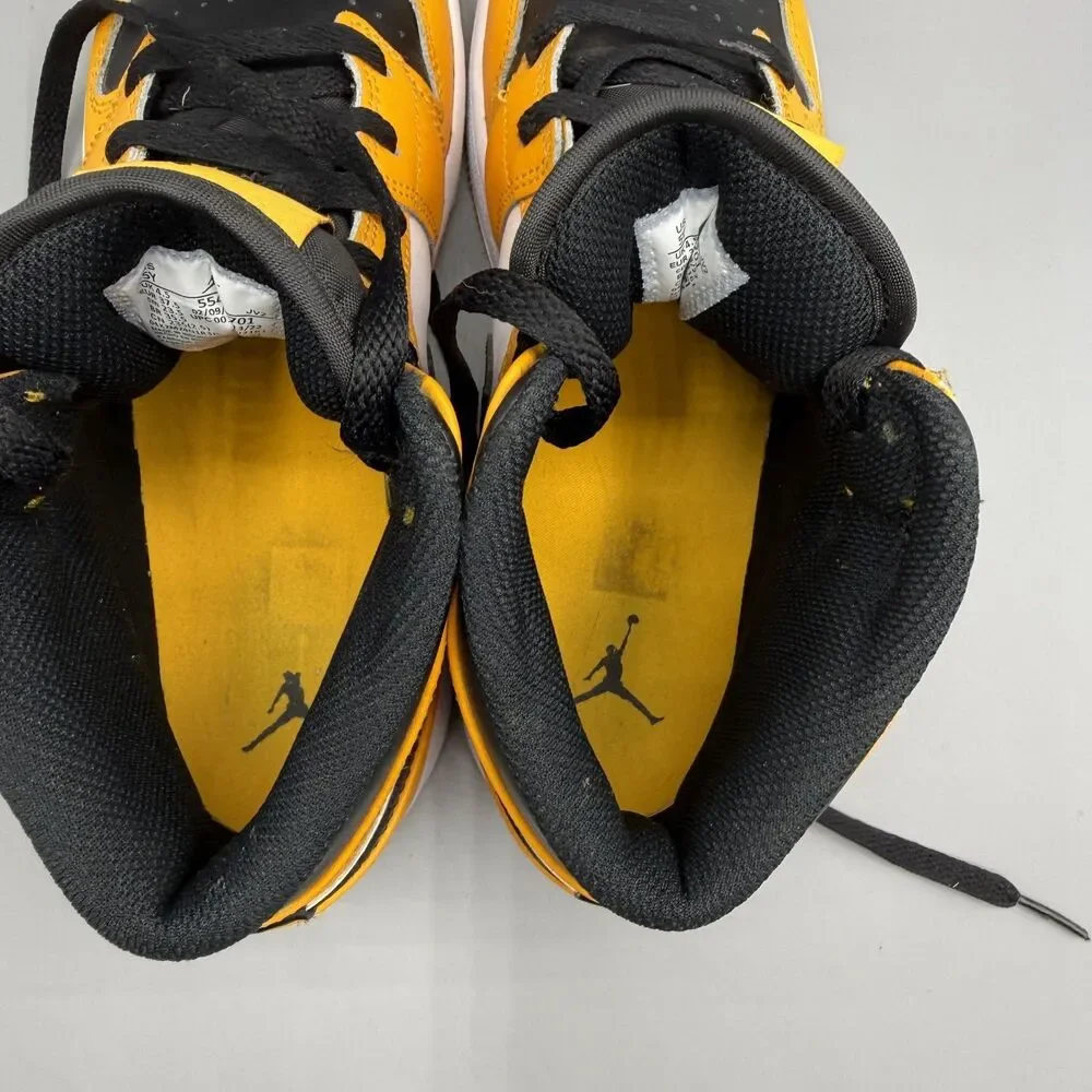 Nike heritage style